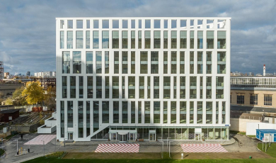 Новый коммерческий объект с применением LAPARET Line PRO 